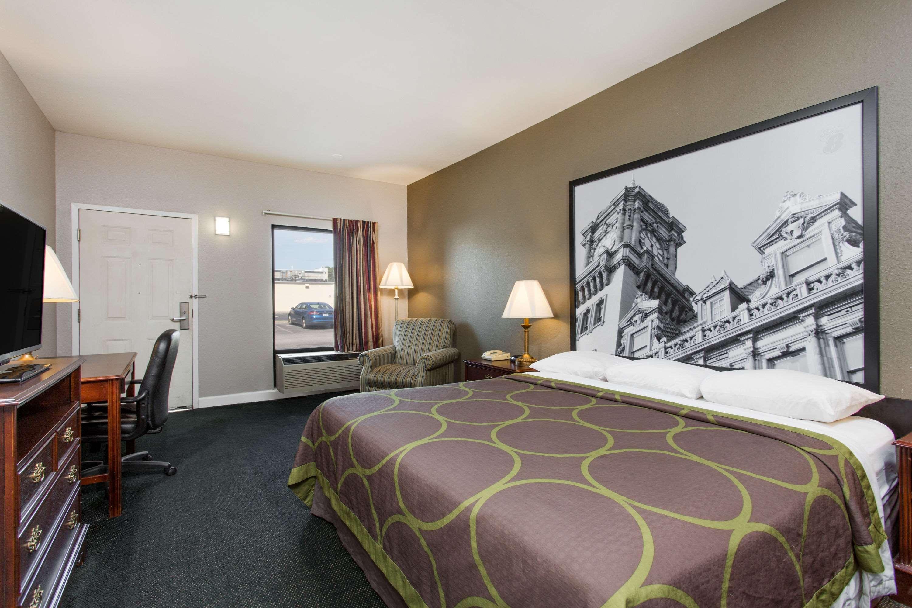 Motel Super 8 By Wyndham Petersburg Esterno foto