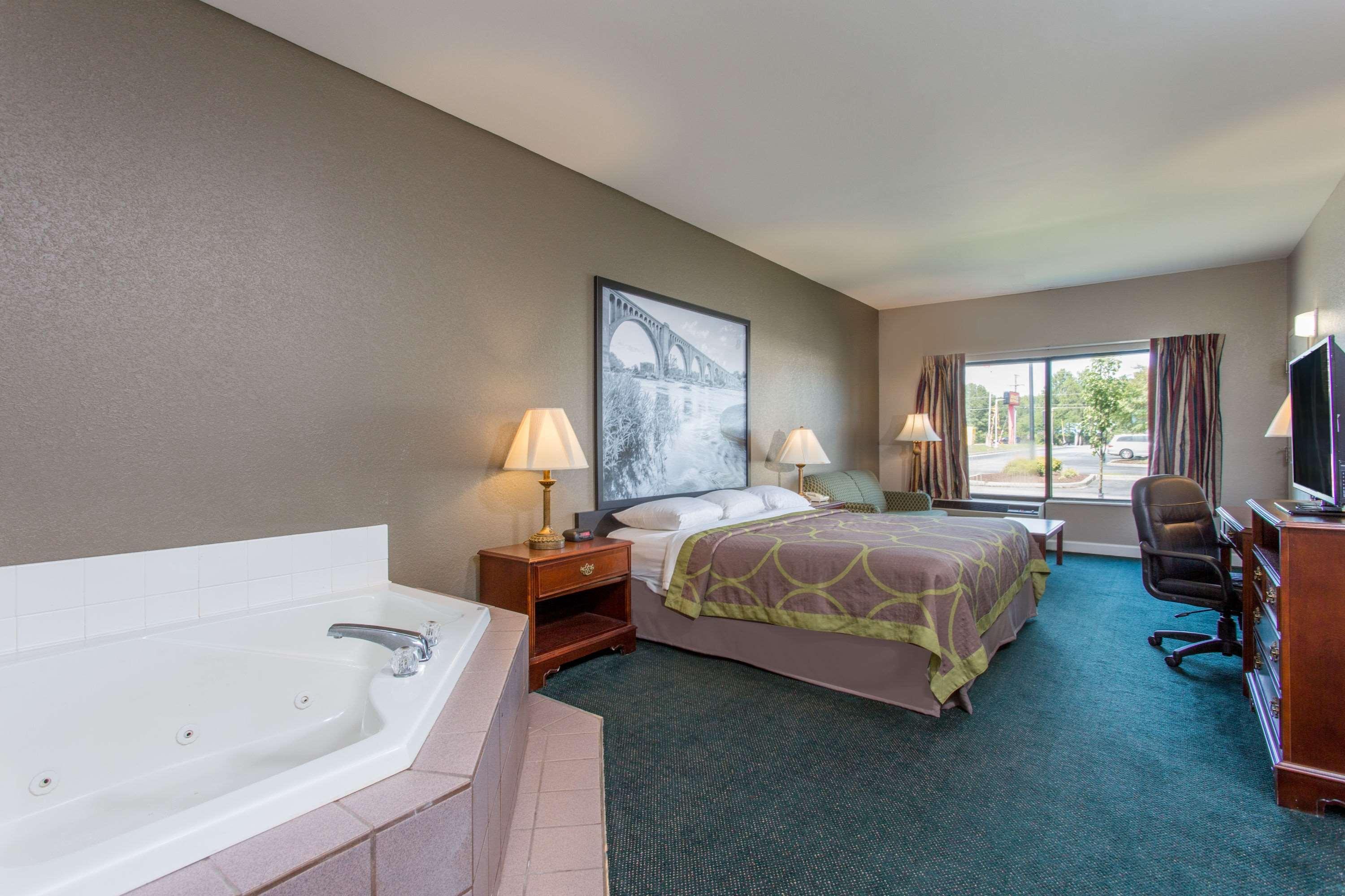 Motel Super 8 By Wyndham Petersburg Esterno foto