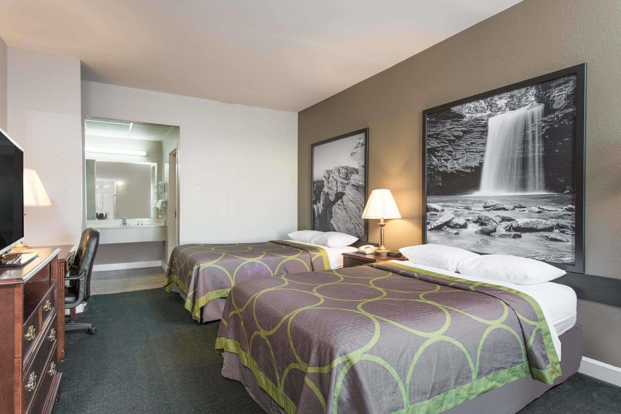 Motel Super 8 By Wyndham Petersburg Esterno foto